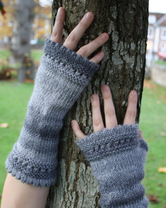 Mitts with Tree