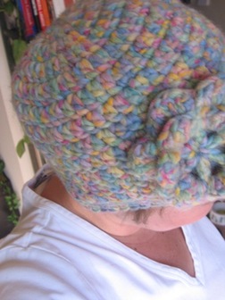 Crochet_hat_1_top