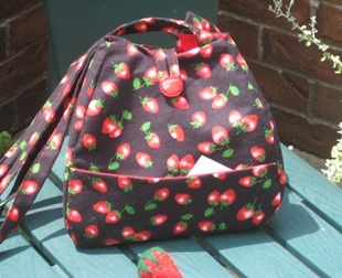 Strawberry_bag