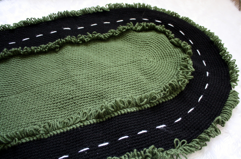 Racetrack Rug 